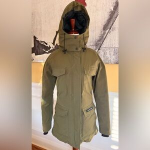 CANADA GOOSE - Olive Green Utility Hooded Parka Jacket